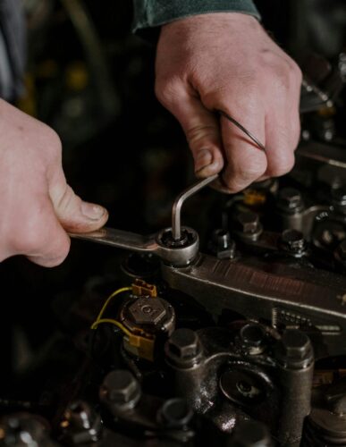 In-Situ Marine Engine Bedplate & Crack Restoration